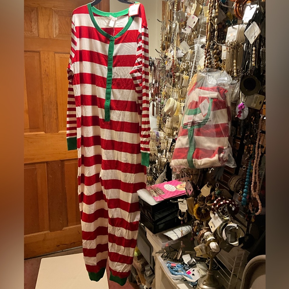 WONDERSHOP ONESIES Red White Green Holiday Stripe Union Suit PJ NEW PLUS SZ 1x3x - Picture 14 of 16